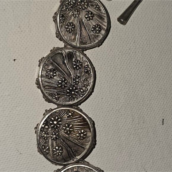 Lucky brand Silver Star Charm Disc Bracelet - Picture 6 of 7